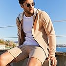 erfect hoodie jacket that fits in every daily routine and can be matched with any individual style