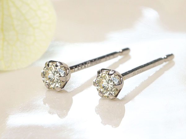 ptダイヤモンドピアス 0.200 Ptダイヤモンドピアス 計0.2ct | 商品詳細 | 高島屋オンラインストア