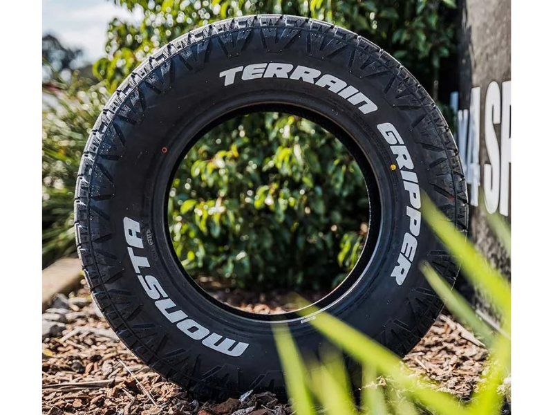 265/65R17 MONSTA モンスタ TERRAIN GRIPPER Monsta Tyres TERRAIN GRIPPER AT 265/70R17 115T 価格比較