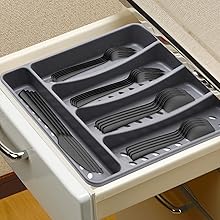 silverware set with organizer