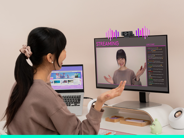 Logitech C922 Pro Stream Webcam, 1080P Full HD, for streaming, recording and video calling 