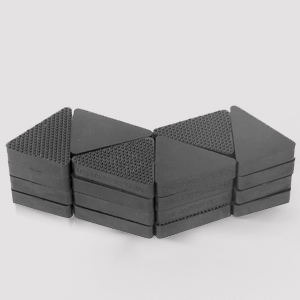 pot feet triangle stacked as a pack