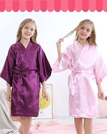 girl‘s satin robe