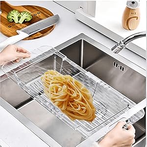 large strainer ， expandable colander over the sink ，spaghetti strainer