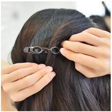 Rotate the hair into the small clip