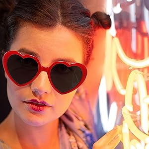 Amazon.com: YAMEIZE Polarized 90s Love Heart Sunglasses