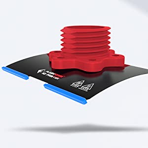 Flexible plate with magnet, easy to remove from and adhere to the base platform