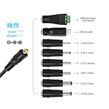 8個変換コネクター