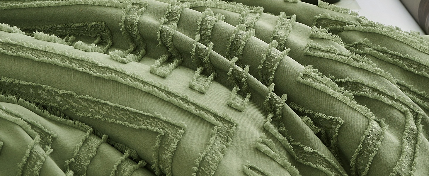 WURUIBO Green Tufted Comforter Set King Size 7 Piece Bed in