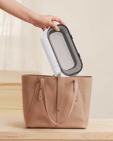 Jewelry cleaner machine