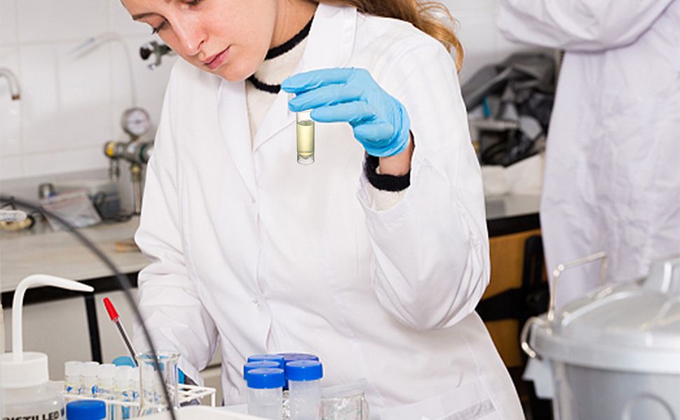 ZENFUN Set of 100 Plastic Test Tubes with Lids, 5 ml Graduated Shot