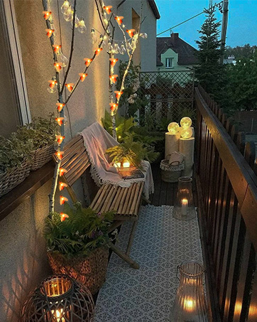 solar bee lights decor your balcony