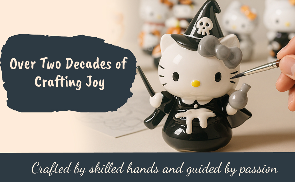 Amazon.com: Hello Kitty Cowgirl Giddy Up Figurine, 6.325