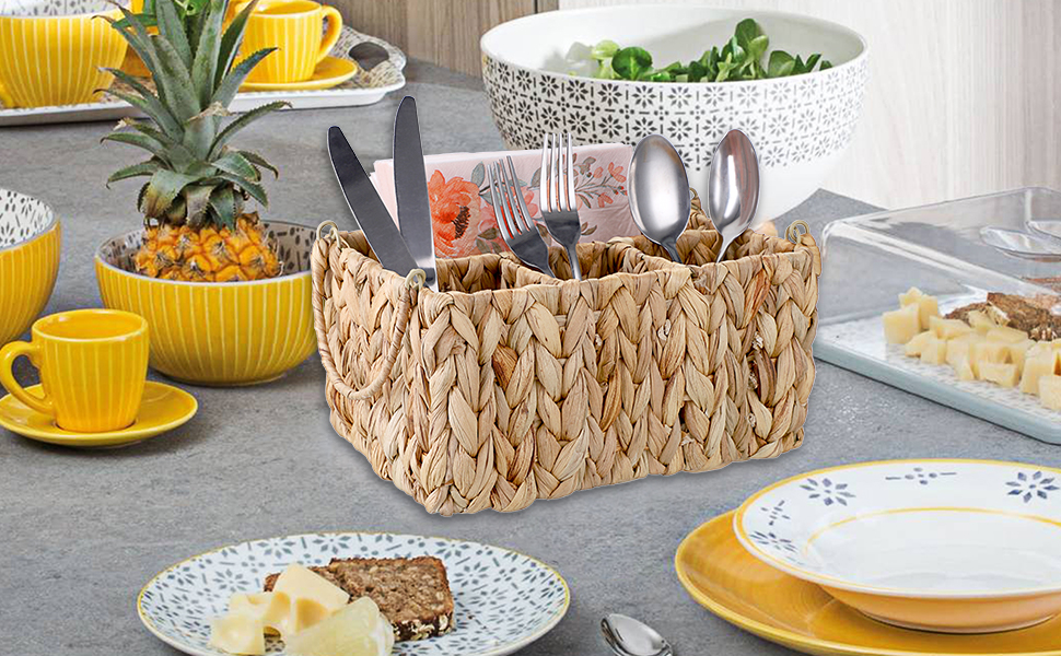 BSTKEY Water Hyacinth Flatware Organizer, Hand Woven Cutlery Holder