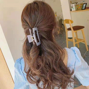 Long hair curlers look great