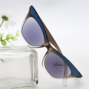 fashionable reading glasses