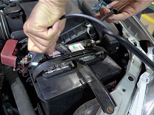 Schumacher SC1307 6/2/30/85A 6/12V FULLY AUTOMATIC BATTERY CHARGER/ENGINE STARTER