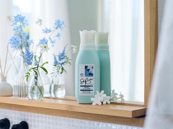 レノアリセット
フレッシュローズ＆ナチュラルフラワー Amazon | レノア リセット セラム 柔軟剤 ホワイトリリー 本体