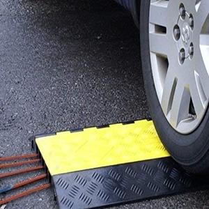 Heavy Duty Cable Protector Ramp