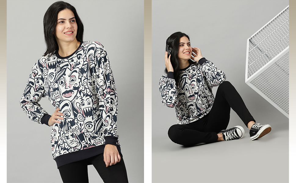 oversized sweatshirt