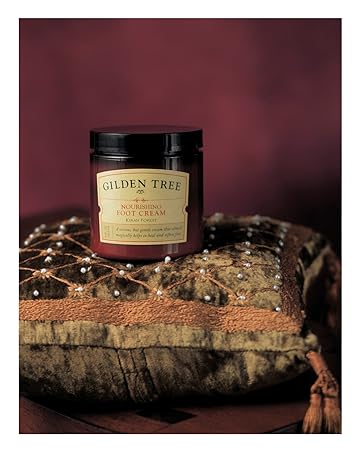 Nourishing Foot Cream magically heals dry skin on feet