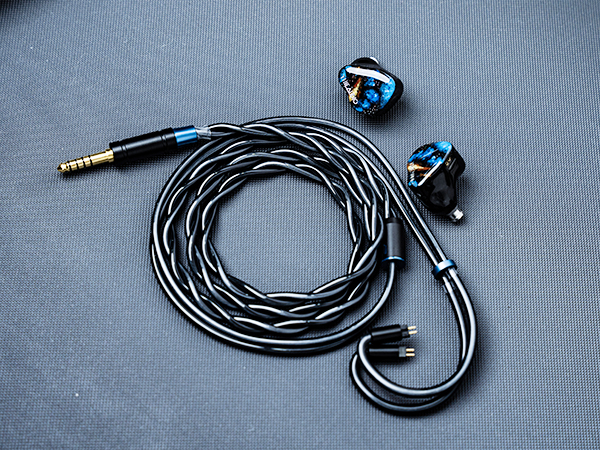 めんたいからし✨美品✨THIEAUDIO Origin Amazon.co.jp: Linsoul THIEAUDIO Originハイエンドハイブリッド