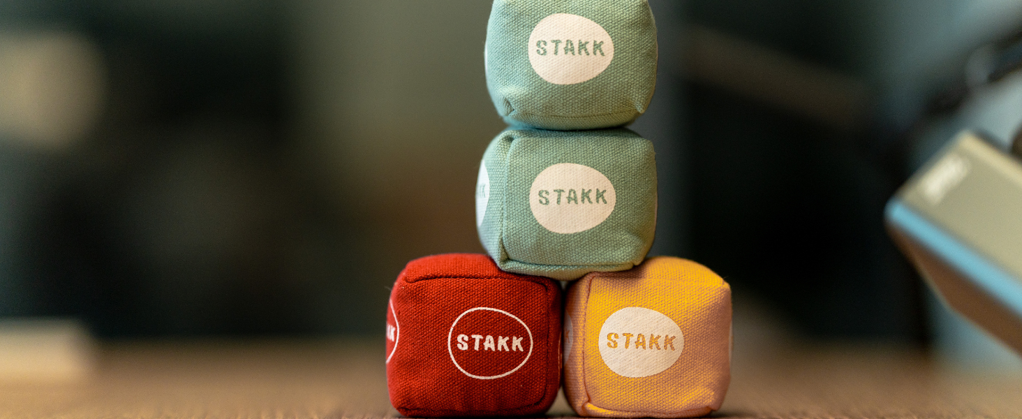 softSTAKK Spielturm auf Holzboden