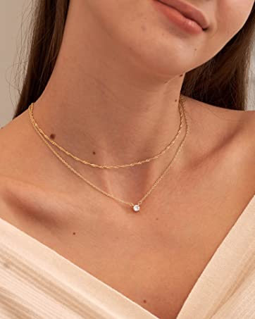 dainty gold necklace for women