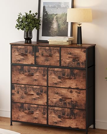 chest of drawers