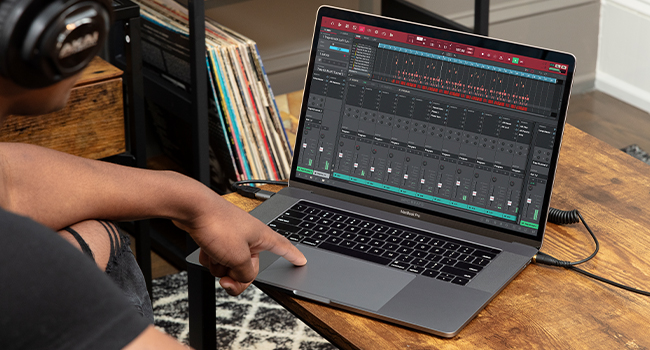 Large manufacture image 4