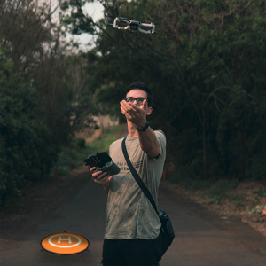 in use, outdoors, easy to set up