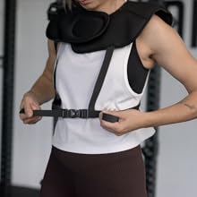 Velcro opening, Easy to put on, Elastic straps, Adjustable buckled opening, Snug fit