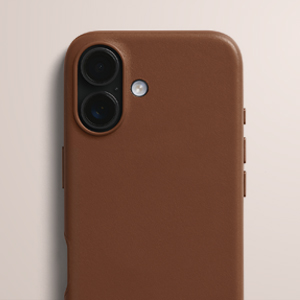 [新品未使用]❣️ ベルロイ　アイフォーン16ケース レザー　カラー　シェンナ Amazon.co.jp: Bellroy Leather Case iPhone 16 Pro Maxケース