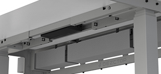 Built in Anti-pinch Design