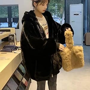 Amazon | [Muzly] ふわふわ ファーコート ボアジャケット