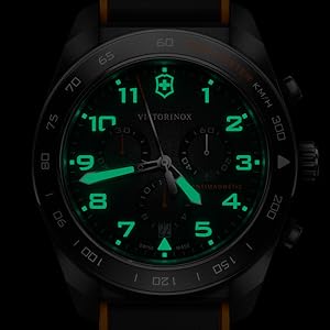 【稼動品】腕時計　VICTORINOX　SWISS ARMY　クロノグラフ Amazon | VICTORINOX(ビクトリノックス) SWISS ARMY 腕時計