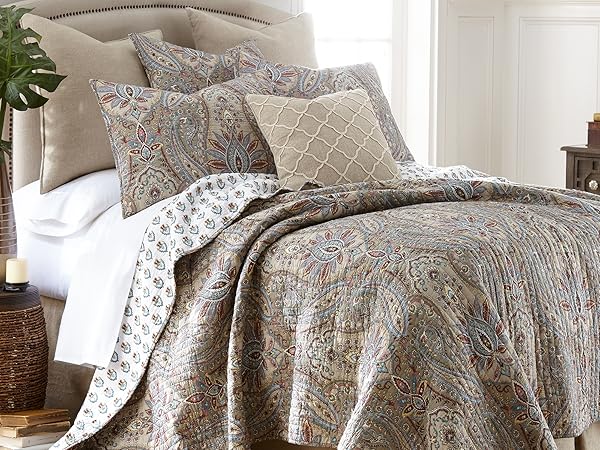 Amazon.com: Levtex Home - Kasey Comforter Set - Full/Queen