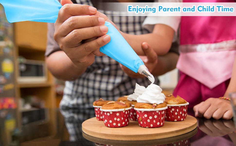 Piping Bags and Tips Set, Frosting Piping Kit for Baking
