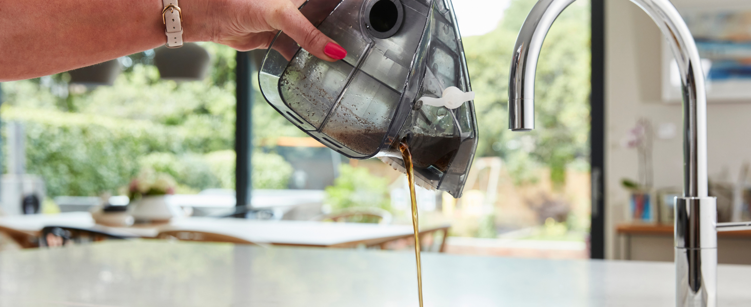 Swan Lynsey TV’s Queen of Clean Handheld Carpet Cleaner in Pink, Easy