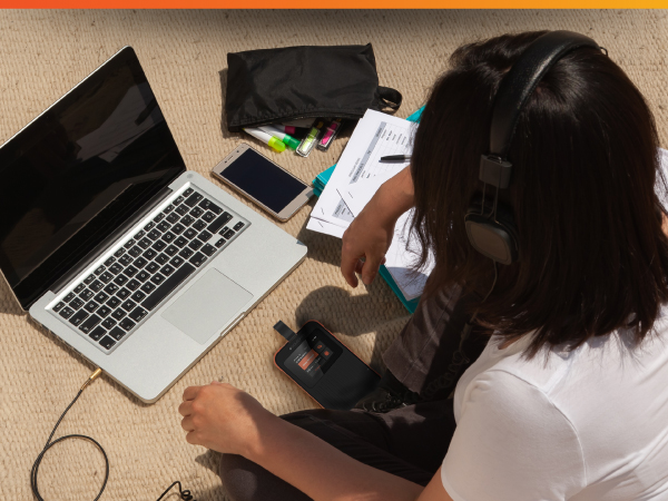 Solis PRO 5G Hotspot and Power Bank Global Access