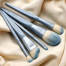 makeup brushes