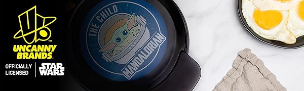 Amazon Com Uncanny Brands Star Wars The Mandalorian The Child Waffle Maker Baby Yoda Waffles Home Kitchen Amazon Com Uncanny Brands Star Wars The Mandalorian The Child Waffle Maker Baby Yoda Waffles Home Kitchen