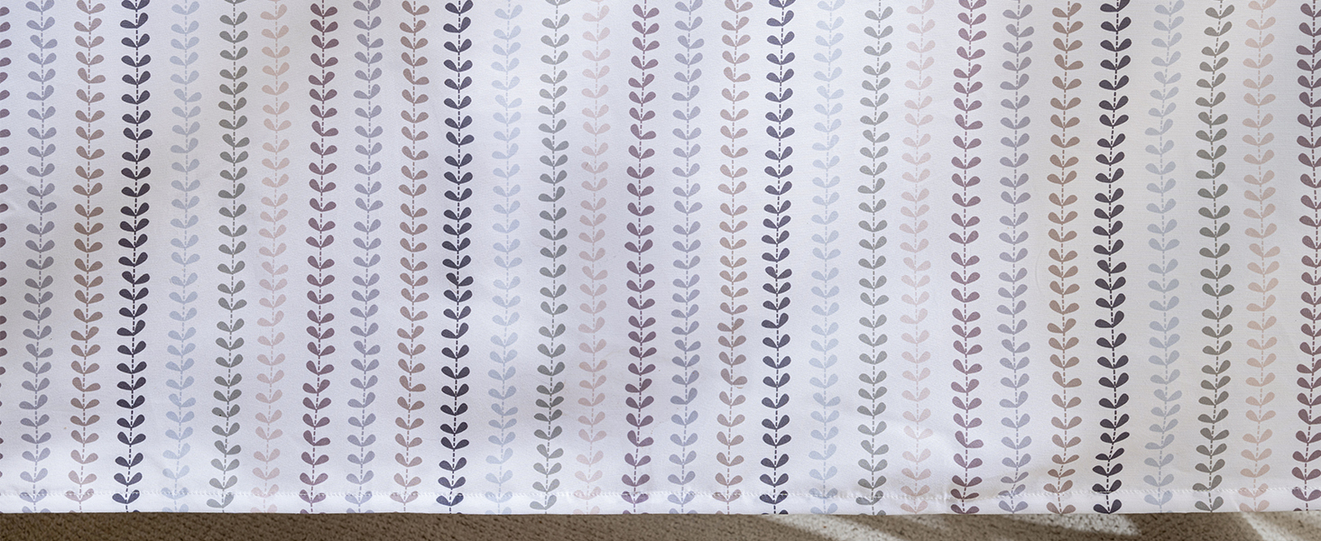 crib skirt