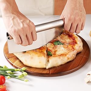 pizza paddle with cutter, pizza cutter
