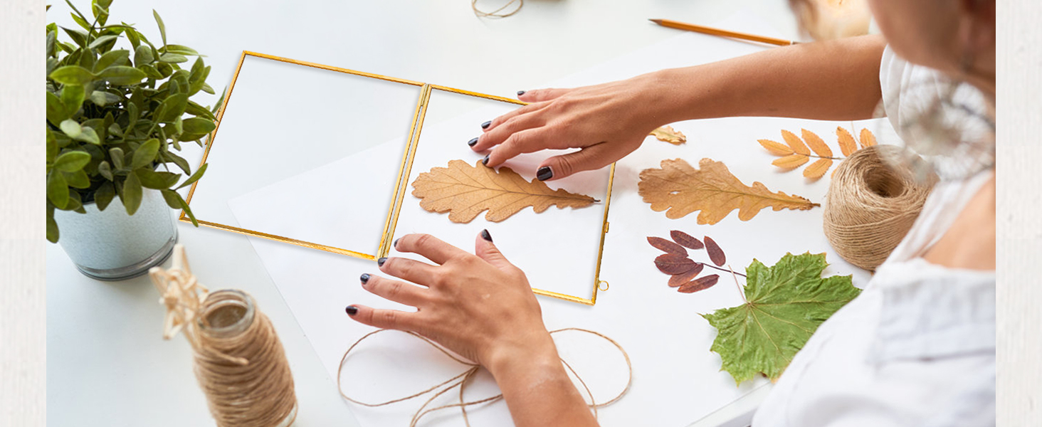 REDHUGO Glass Pressed Flower Frames,Vintage Hanging