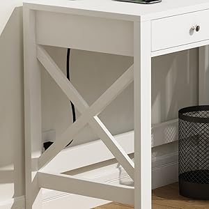 unique X design and farmhouse style