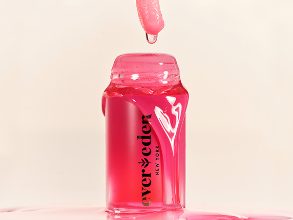 Clear, high shine and non-sticky finish