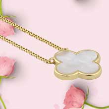 Clover Mother of Pearl Necklaces