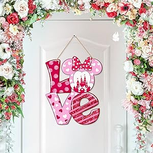Valentine&#39;s Day Love Hanging Door Sign