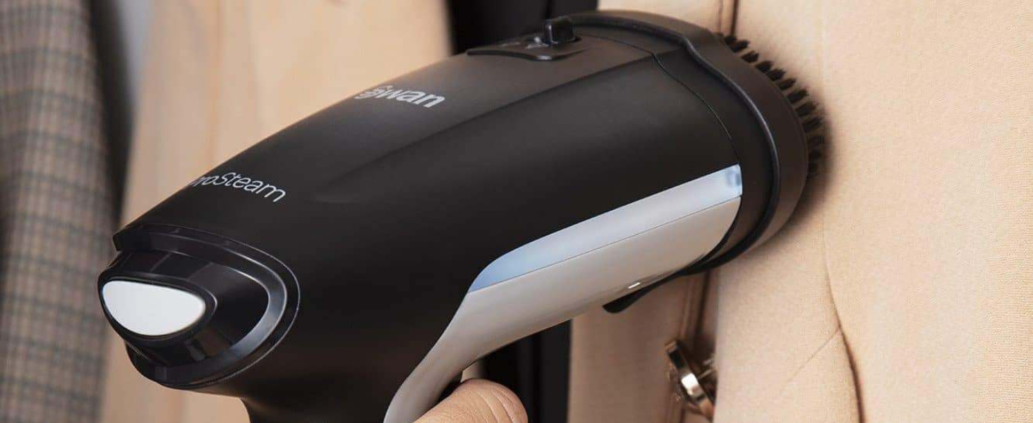 Swan Portable Garment Steamer, Lightweight, Jet Steam, Cloth Friendly